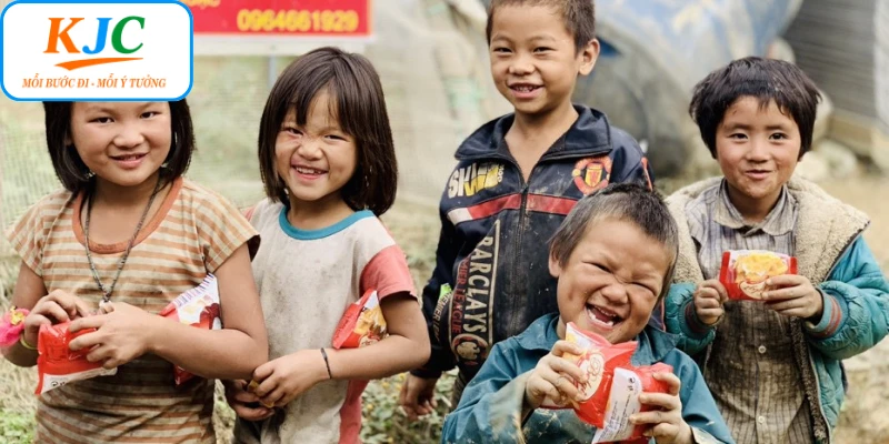 Các hình thức hoạt động xã hội phổ biến hiện nay